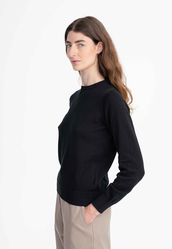 Trui Fine Knit Dhana Zwart from Shop Like You Give a Damn