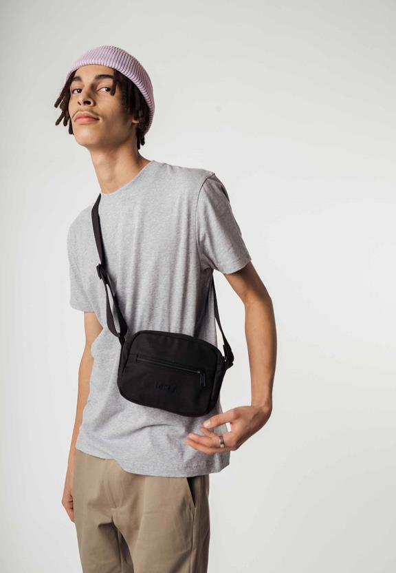 Tas Patni Zwart from Shop Like You Give a Damn