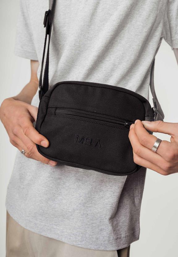 Tas Patni Zwart from Shop Like You Give a Damn