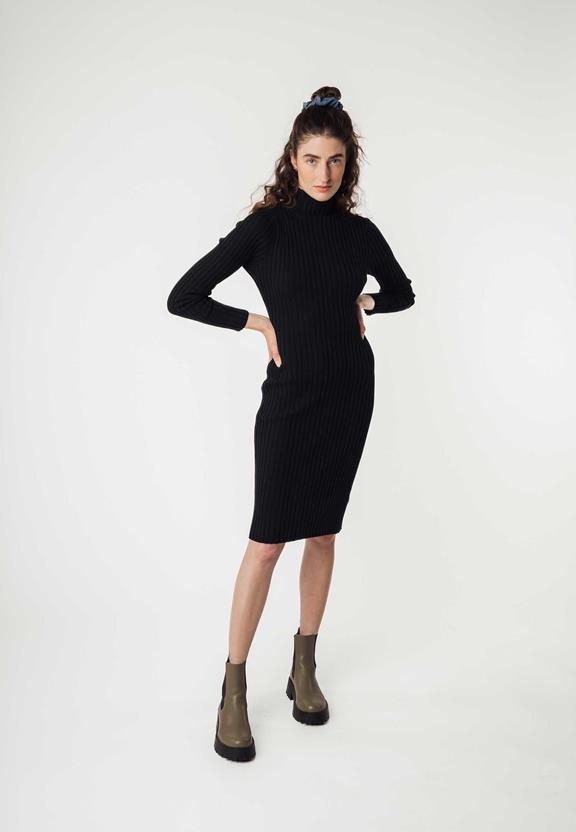 Jurk Rib Knit Shivani Zwart via Shop Like You Give a Damn