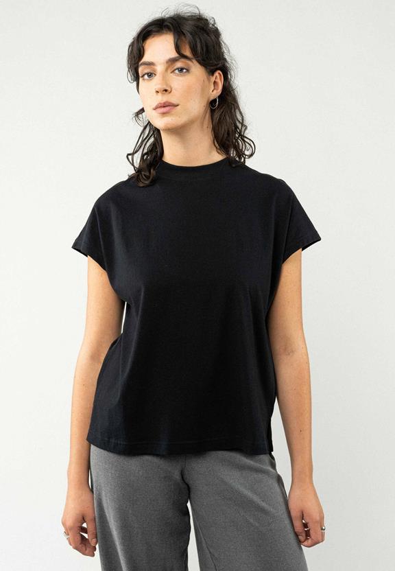Multipack X3 T-Shirt Madhu Zwart / Wit / Marineblauw from Shop Like You Give a Damn