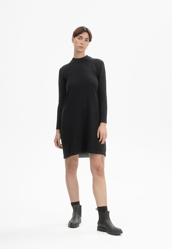 Jurk Basic Fijn Gebreid Harleen Zwart via Shop Like You Give a Damn