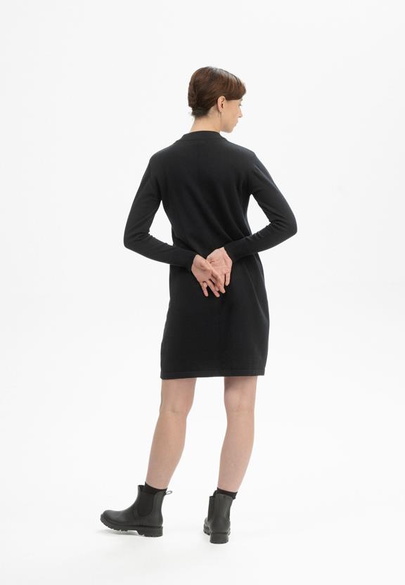 Jurk Basic Fijn Gebreid Harleen Zwart from Shop Like You Give a Damn