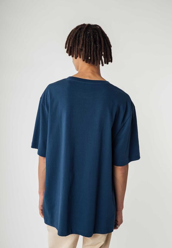 T-Shirt Oversized Heavy Bhajan Donkerblauw from Shop Like You Give a Damn