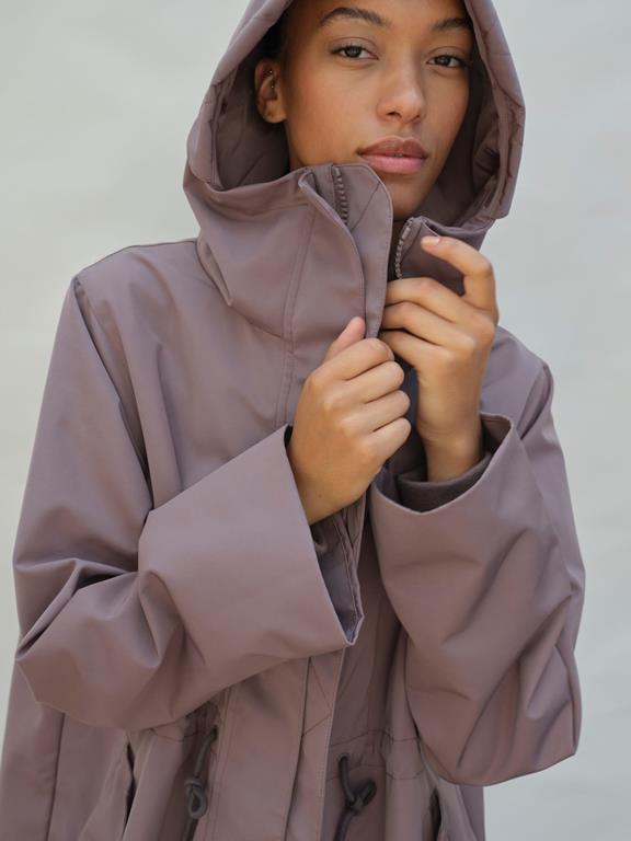 Regenjas Hammond Taupe from Shop Like You Give a Damn