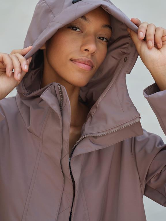 Regenjas Hammond Taupe from Shop Like You Give a Damn