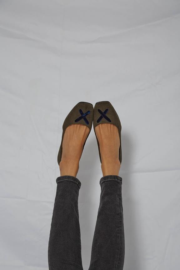 Ballerina's Groene Corduroy & Vegan  Velvet Cross via Shop Like You Give a Damn