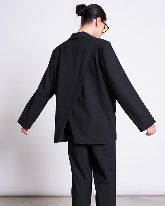 Blazer Met Split Aan De Achterkant Jels Zwart from Shop Like You Give a Damn