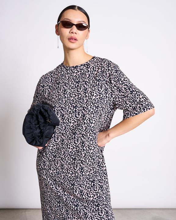 Shirtjurk Crovie Leo Print from Shop Like You Give a Damn