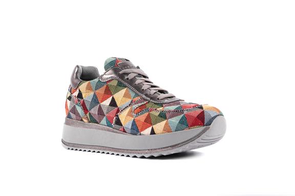 Sneakers AziÃ« Pyramid Multicolor via Shop Like You Give a Damn