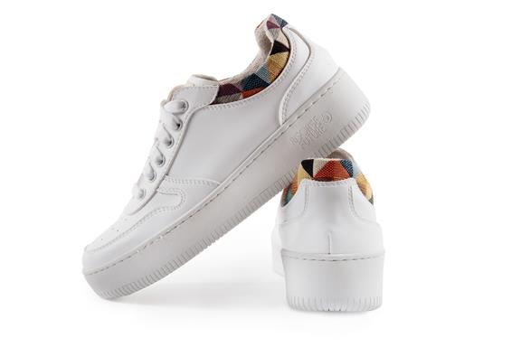 Sneakers Athena Pyramid Wit from Shop Like You Give a Damn