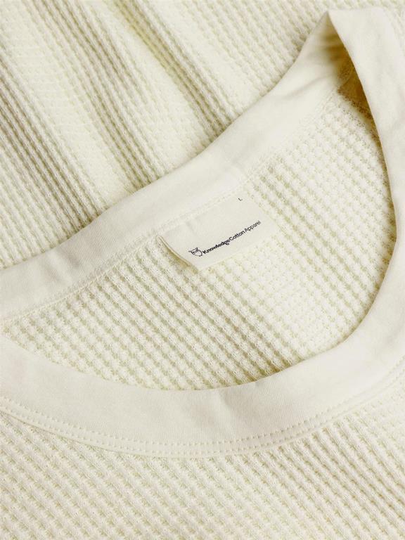 T-Shirt Regular Wafel Gebroken Wit from Shop Like You Give a Damn