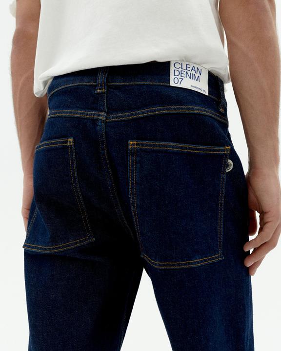 Denim Broek Rainn Medium Wash Blauw from Shop Like You Give a Damn
