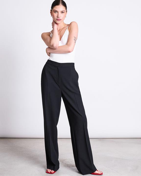 Wijde Broek Coralie Zwart from Shop Like You Give a Damn