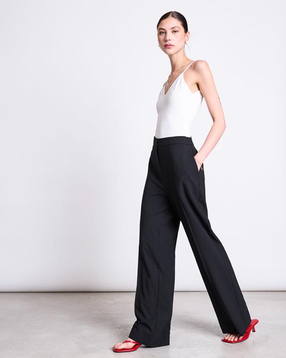 Wijde Broek Coralie Zwart from Shop Like You Give a Damn