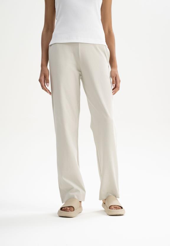 Broek Jersey Lounge Kirani Beige via Shop Like You Give a Damn