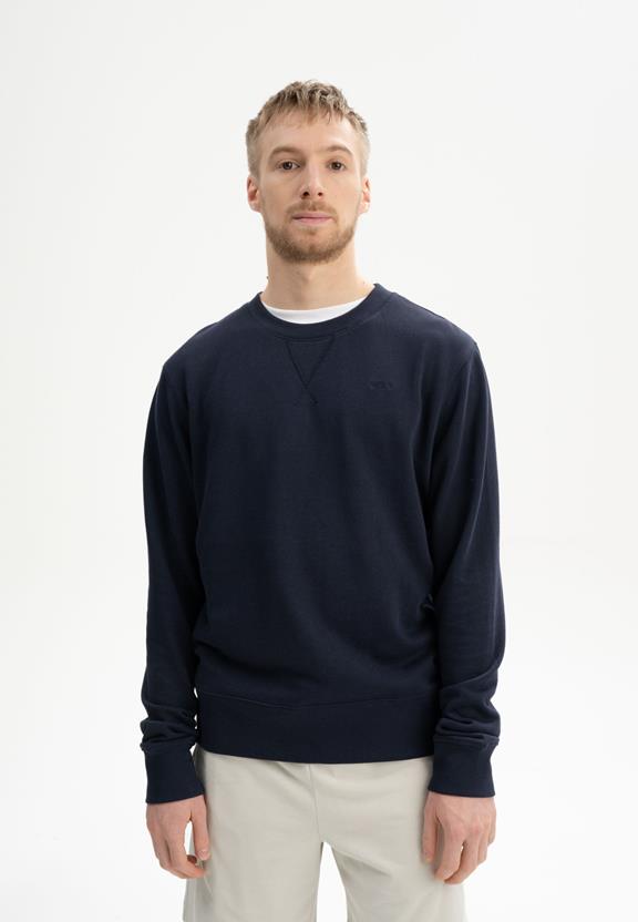 Sweatshirt Adil Marineblauw via Shop Like You Give a Damn