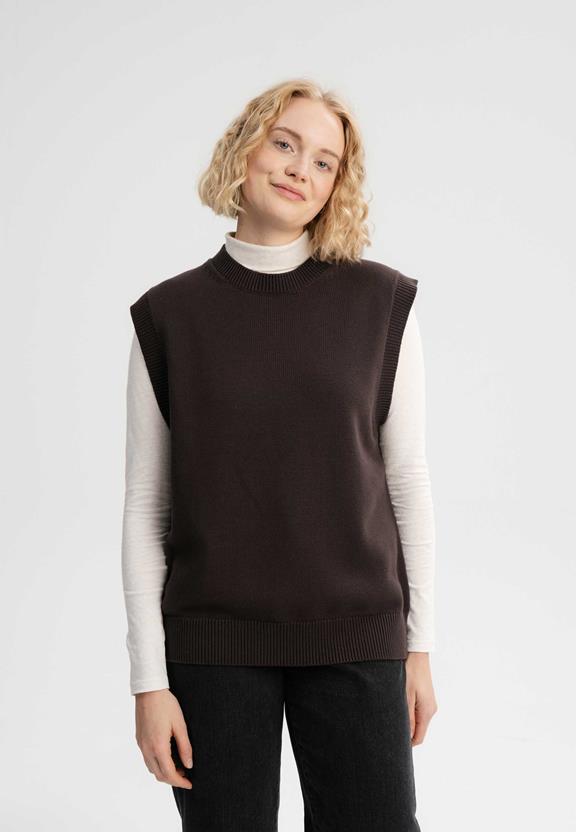 Gebreid Vest Lakesh Brown from Shop Like You Give a Damn