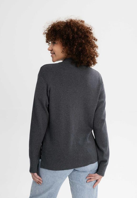 Vest Fijn Gebreid Ulupi Donkergrijs from Shop Like You Give a Damn