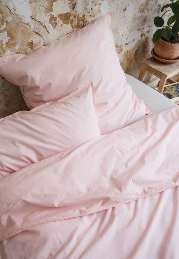 Percale Beddengoedset Bhanu Berry Blush from Shop Like You Give a Damn