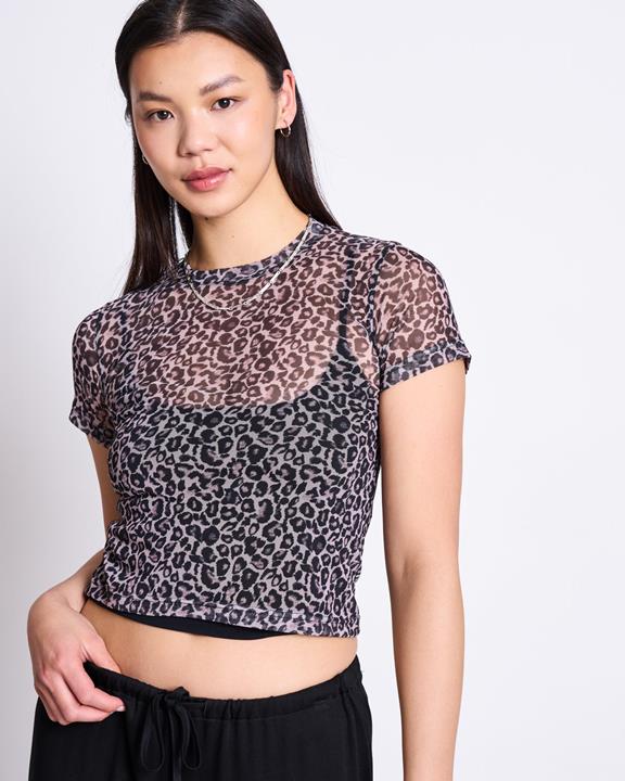 T-Shirt Evie Mesh Leo Print Zwart/Roze via Shop Like You Give a Damn