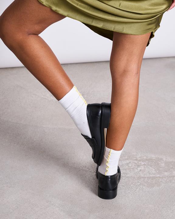 Sokken Overlock Jasmijn Wit via Shop Like You Give a Damn