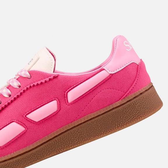 Sneakers M70 Jazzy Fuchsia & Gum from Shop Like You Give a Damn
