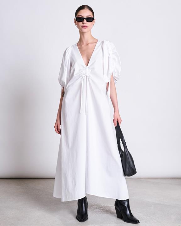 Maxi-Jurk In Het Wit via Shop Like You Give a Damn