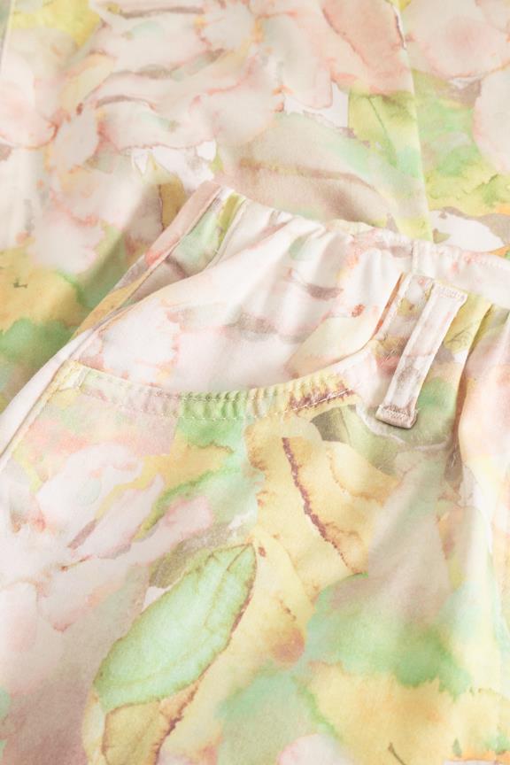 Broek Patricia Pure Regular Crop Rose Watercolour from Shop Like You Give a Damn