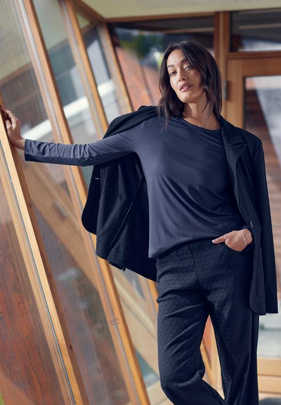 T-Shirt Amanda Ls Marineblauw via Shop Like You Give a Damn