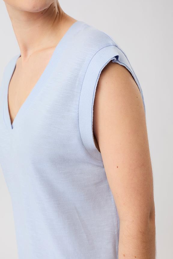 T-Shirt Biarritz Etheral Glow Lichtblauw from Shop Like You Give a Damn
