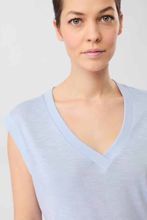 T-Shirt Biarritz Etheral Glow Lichtblauw from Shop Like You Give a Damn
