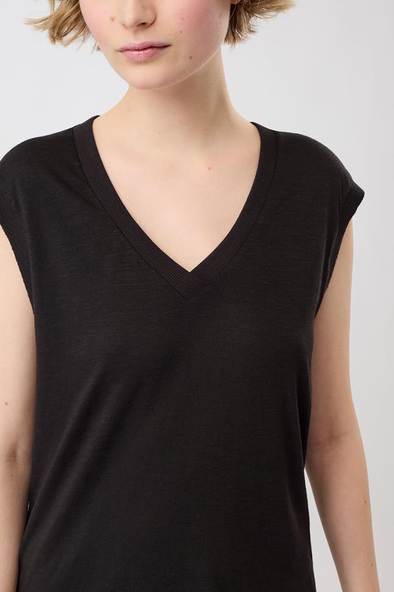 T-Shirt Biarritz Zwart from Shop Like You Give a Damn