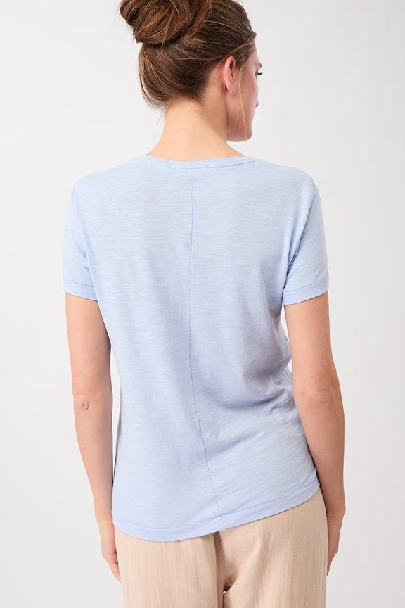 T-Shirt Rest Recovery Etheral Glow Lichtblauw from Shop Like You Give a Damn