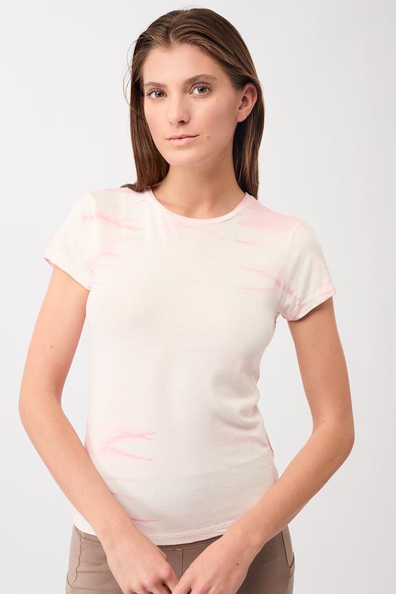 T-Shirt Batik Tie Dye Roos via Shop Like You Give a Damn