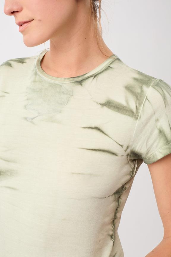 T-Shirt Batik Tie Dye Groen from Shop Like You Give a Damn