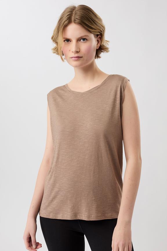 Top Daily Curtado Lichtbruin via Shop Like You Give a Damn