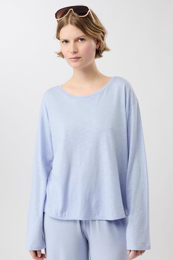 Lange Mouw Open Rug Etheral Glow Lichtblauw via Shop Like You Give a Damn