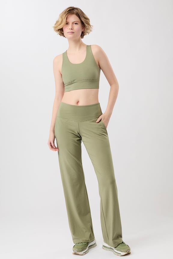 Broek Wijde Pijpen Workout Mossy Bark Groen from Shop Like You Give a Damn