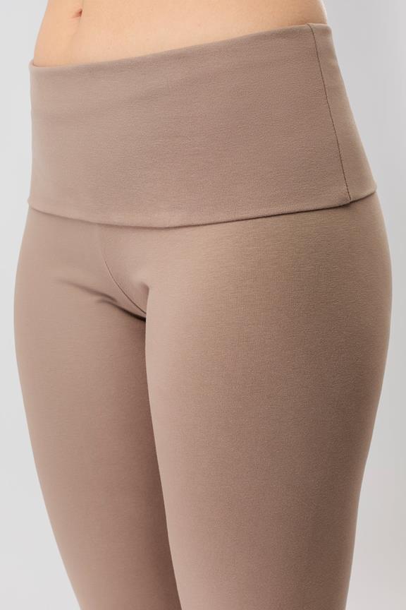 Yogabroek Classic Rolldown Curtado Bruin from Shop Like You Give a Damn