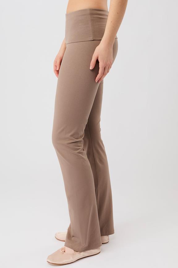 Yogabroek Classic Rolldown Curtado Bruin from Shop Like You Give a Damn