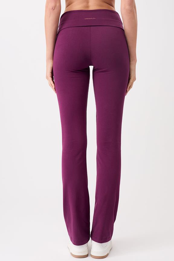Yogabroek Classic Rolldown Pruimpaars from Shop Like You Give a Damn