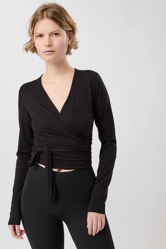 Wikkeltop Zwart via Shop Like You Give a Damn