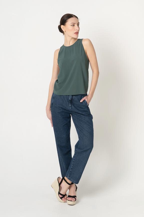 Top Chemilla Mear Groen via Shop Like You Give a Damn