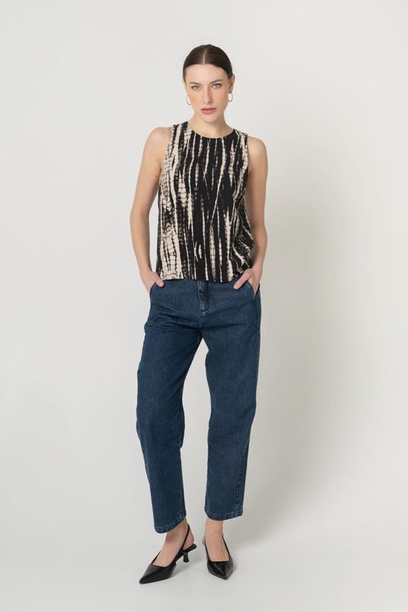 Top Chemilla Zwarte Batik from Shop Like You Give a Damn