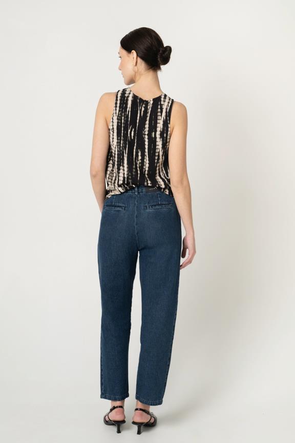 Top Chemilla Zwarte Batik from Shop Like You Give a Damn