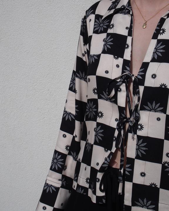 Blouse Stropdas Kaluz Bloemen Vierkante Print from Shop Like You Give a Damn