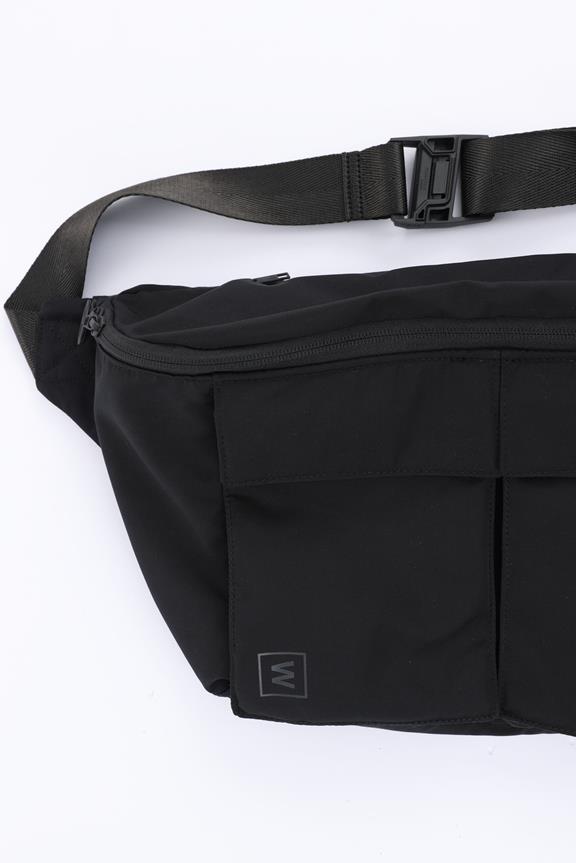 Tas Combat Tuba Zwart from Shop Like You Give a Damn