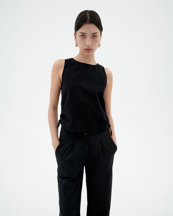 Top Seersucker Florence Zwart via Shop Like You Give a Damn