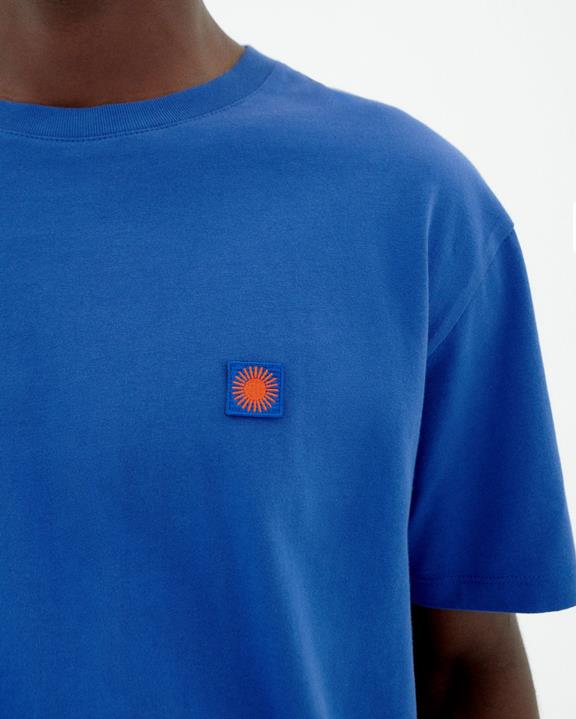 T-Shirt Zon Blauw Met Bruine Achterkant from Shop Like You Give a Damn